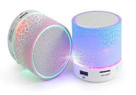 speaker output device in hindi